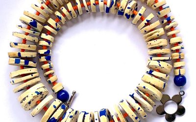 Halskette | Blaue Sprenkel